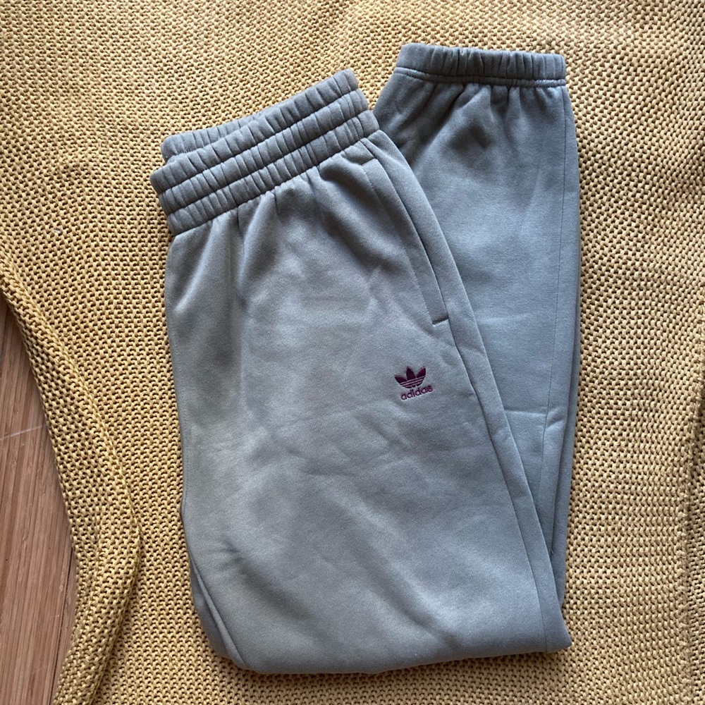 NWT adidas Adicolor Essentials Cotton Fleece Sweatpants